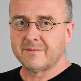 Photo: Georg Plachta is the Head of IT at the German Institute of Development and Sustainability (IDOS).