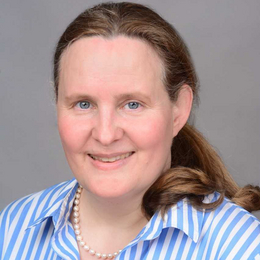 Photo: Susanne Eichholz-Legrand ist Team-Assistenz in der Forschungsabteilung "Inter- und transnationale Kooperation" am German Institute of Development and Sustainability (IDOS).