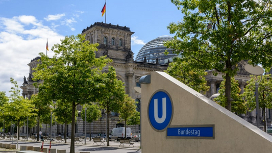 Photo: U-Bahn Station "Bundestag".
